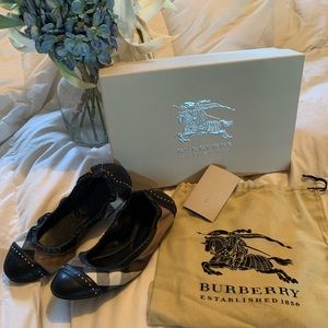 Burberry Flats